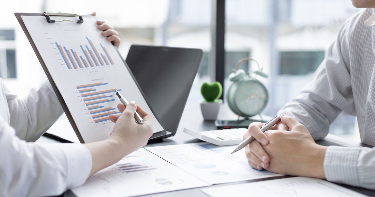 女性向け 休みが多くて給料がいい仕事5選 女性の就業比率が高い仕事をピックアップ 第二新卒エージェントneo リーベルキャリア