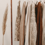 年収300万以上サムネイル